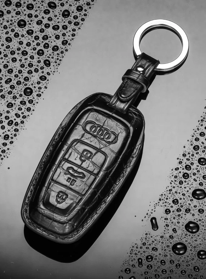 Шкіряний чохол для ключа Audi зі шкіри крокодила TM-814